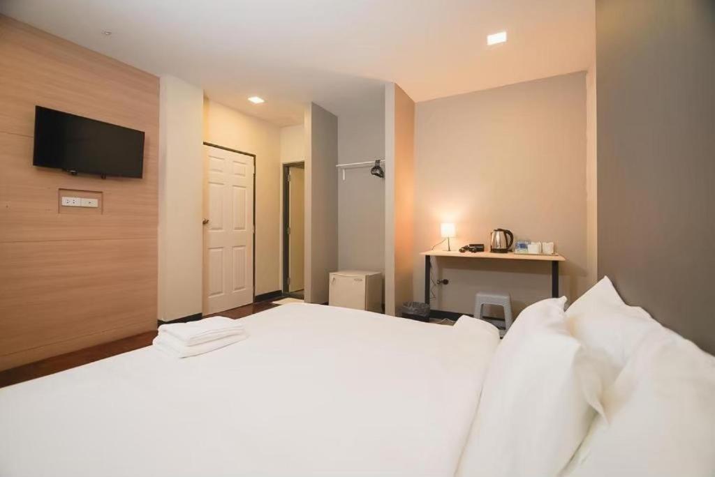 Go Inn Silom Bts St Louis V โกอินน์ สีลม 2 방콕 외부 사진