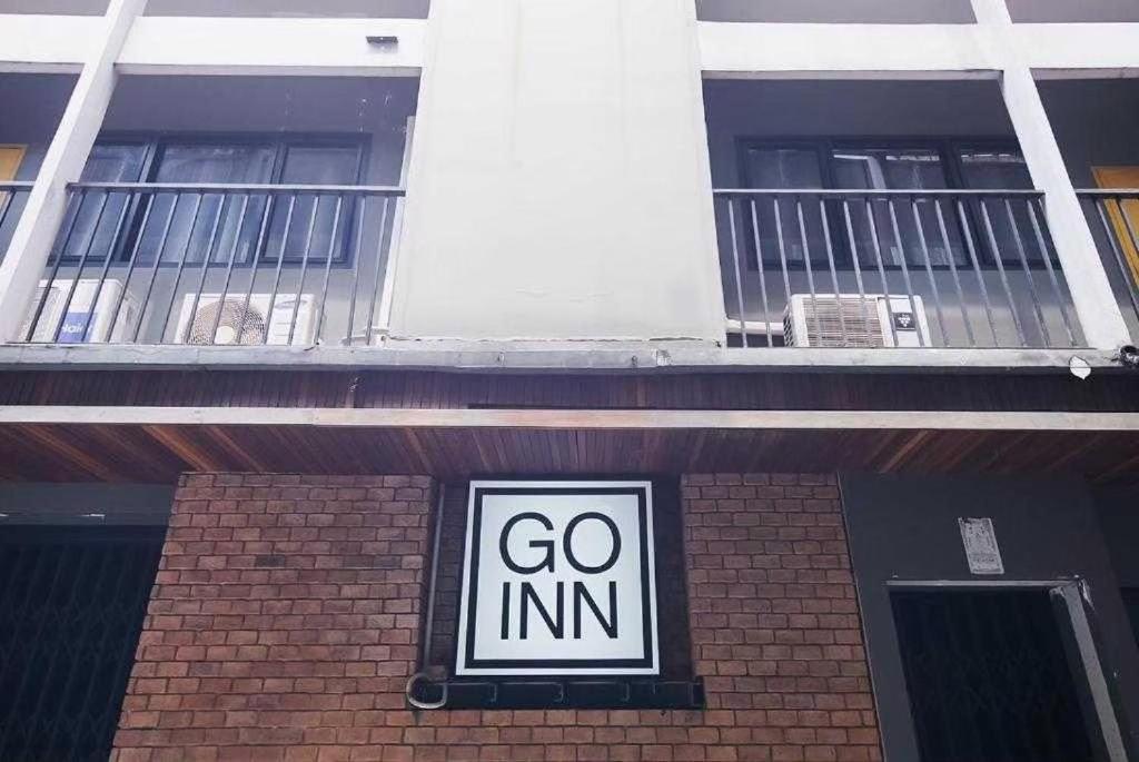 Go Inn Silom Bts St Louis V โกอินน์ สีลม 2 방콕 외부 사진