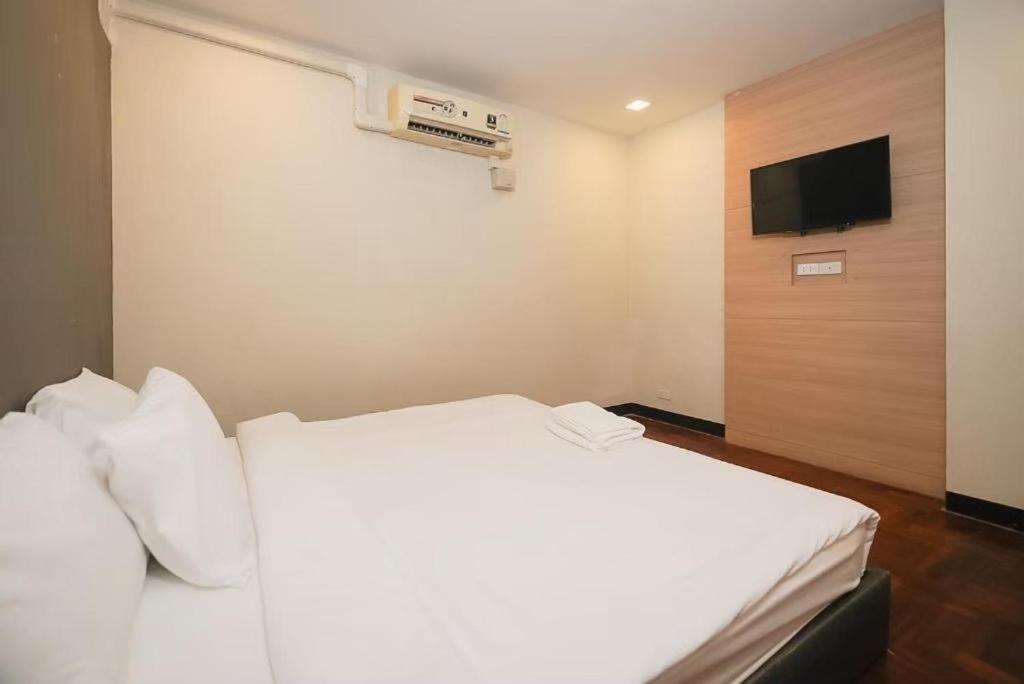 Go Inn Silom Bts St Louis V โกอินน์ สีลม 2 방콕 외부 사진