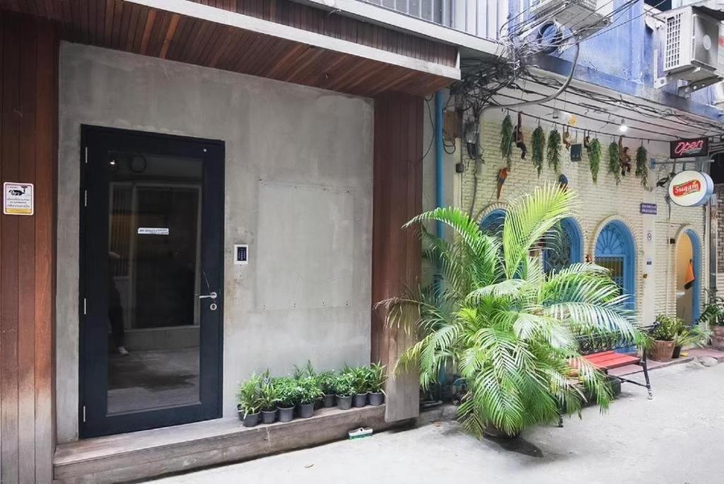 Go Inn Silom Bts St Louis V โกอินน์ สีลม 2 방콕 외부 사진
